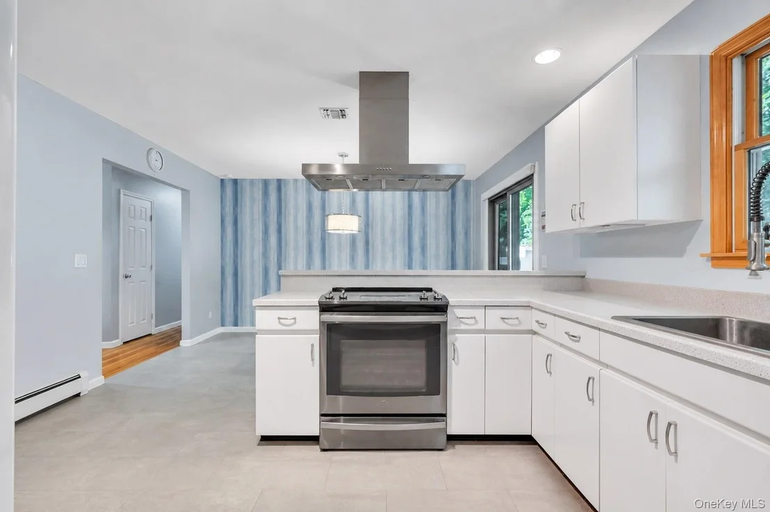 Photo of 25 Walter Drive