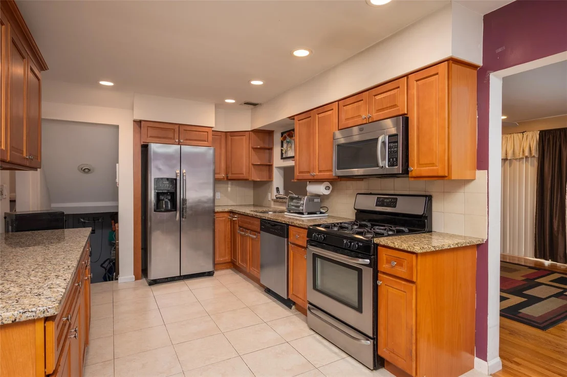 Photo of 3421 Oceanside Road