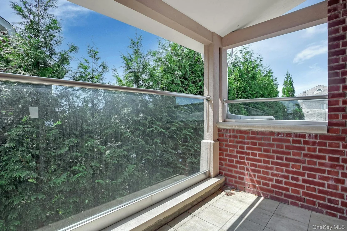 Photo of 5 Boulevard