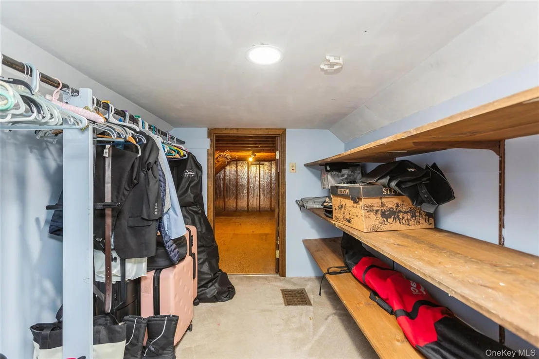 Photo of 324 Garrison Woods Lane