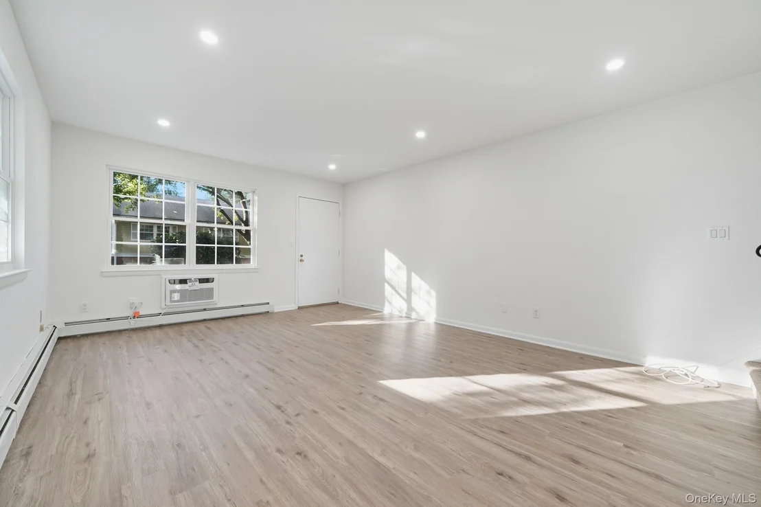 Photo of 199 Parkside Drive