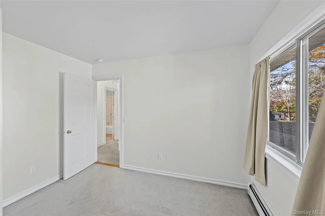 Photo of 10 Queen Drive