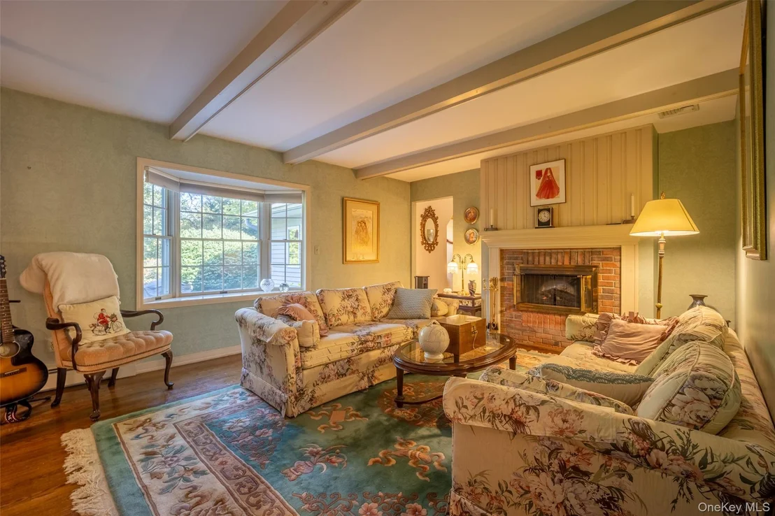Photo of 102 Stream Lane