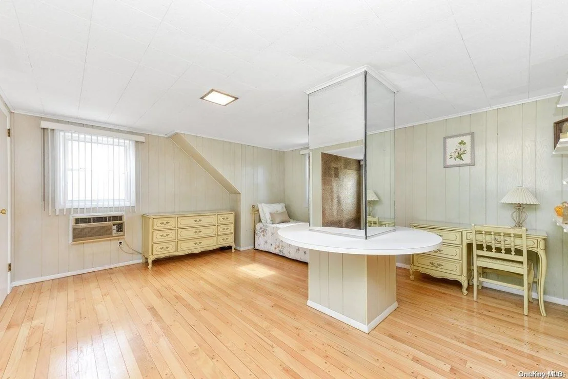 Photo of 21 Meadow Drive