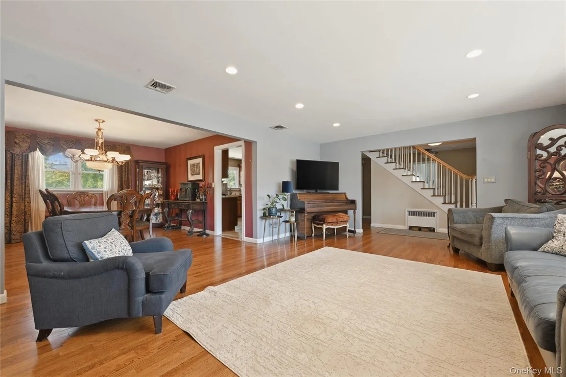 Photo of 11 Rumson Road