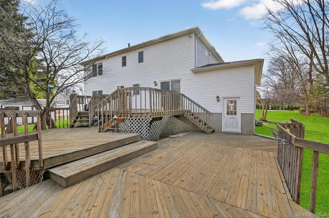 Photo of 120 Pine Tree Road