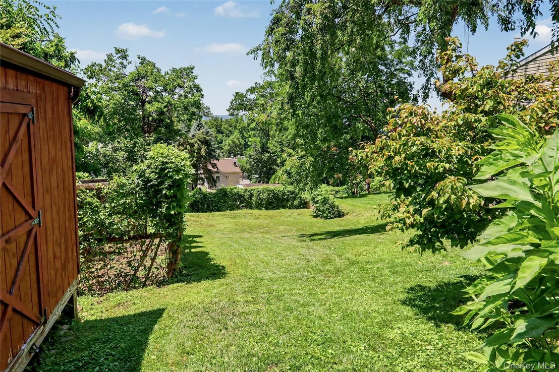 Photo of 33 Cedar Lane