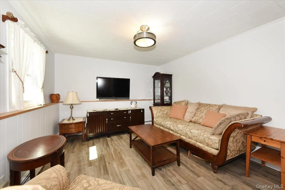 Photo of 16 Edgar Drive