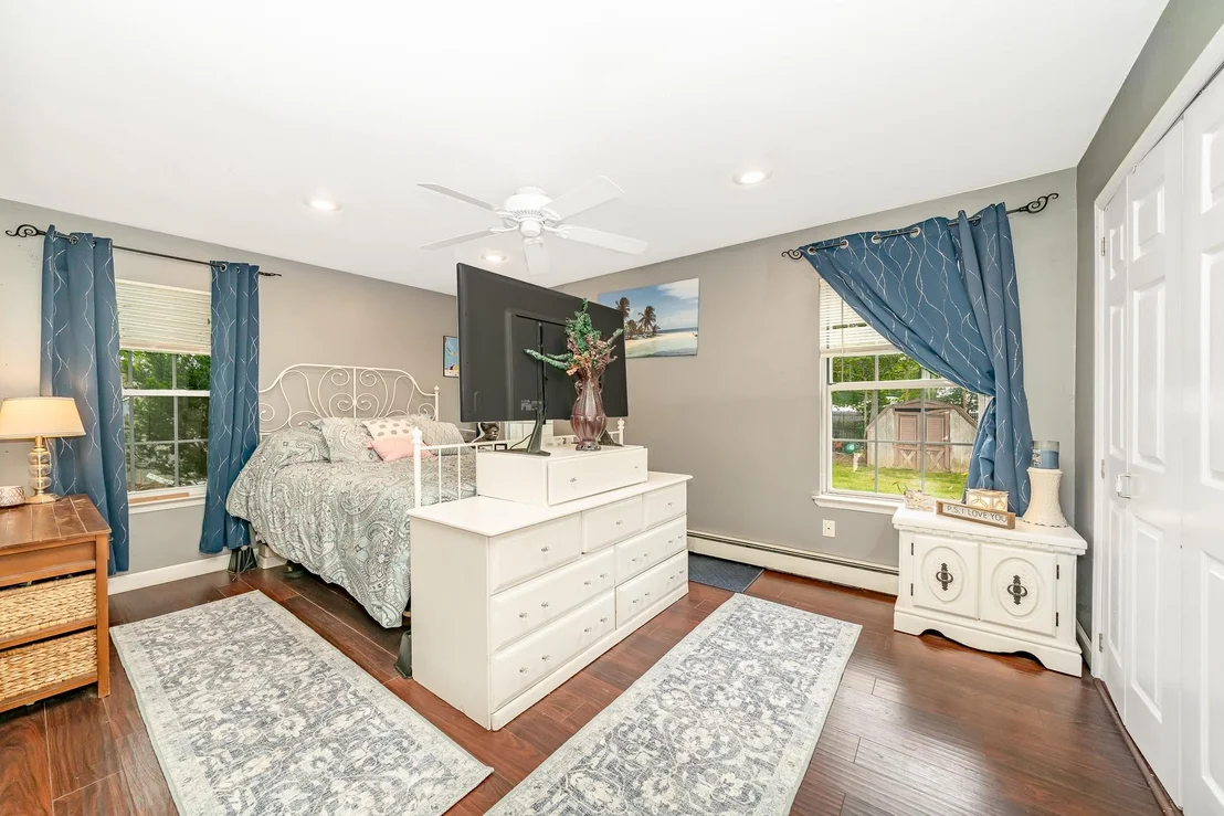 Photo of 7 Cedar Heights Drive