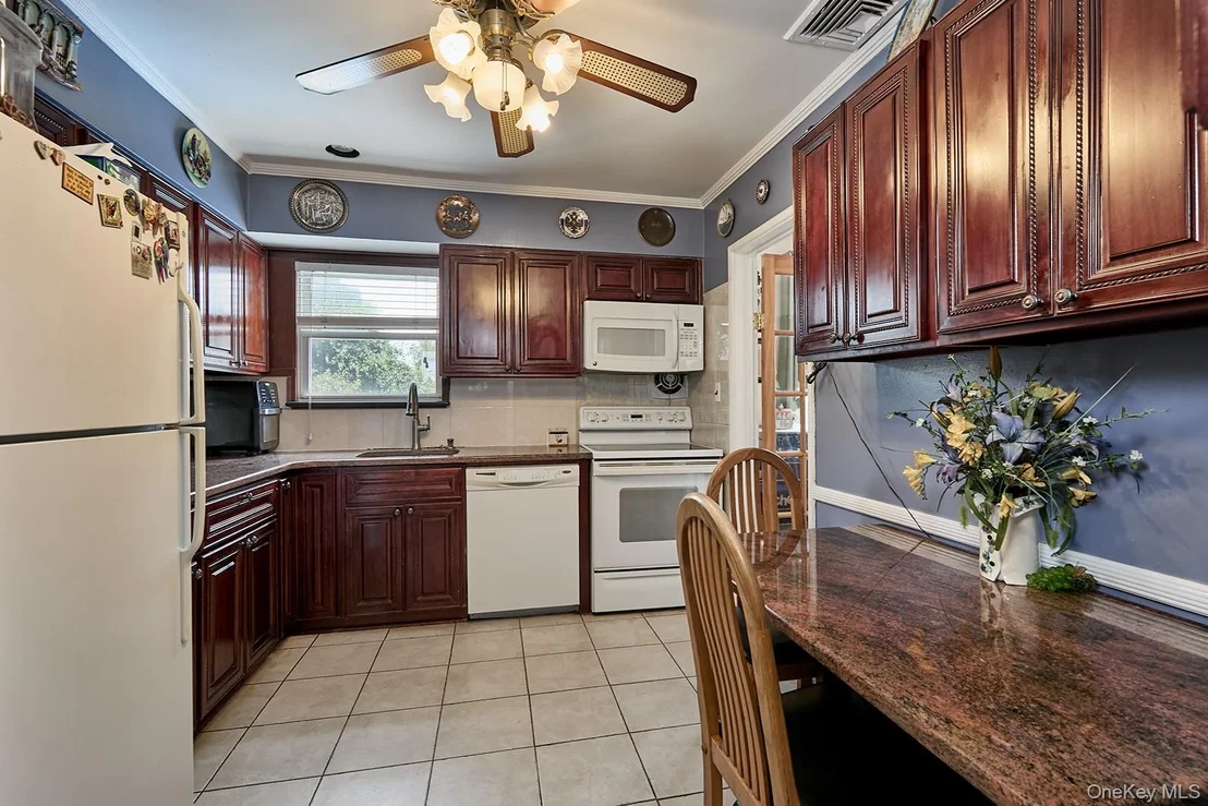 Photo of 1067 Ashley Drive