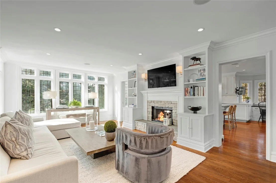 Photo of 18 Glen Eagles Drive