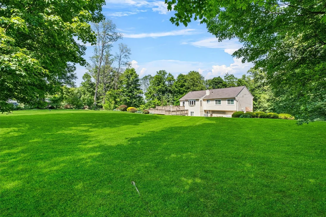 Photo of 10 BlueJay Place