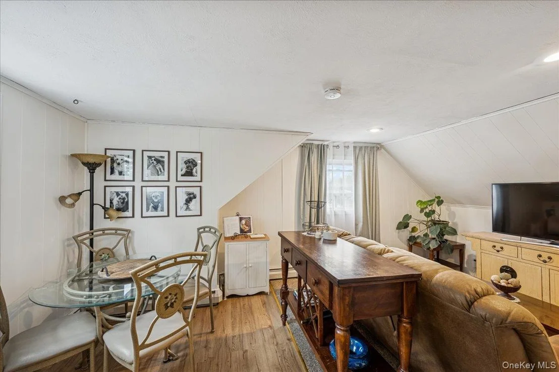 Photo of 27 Mell Drive