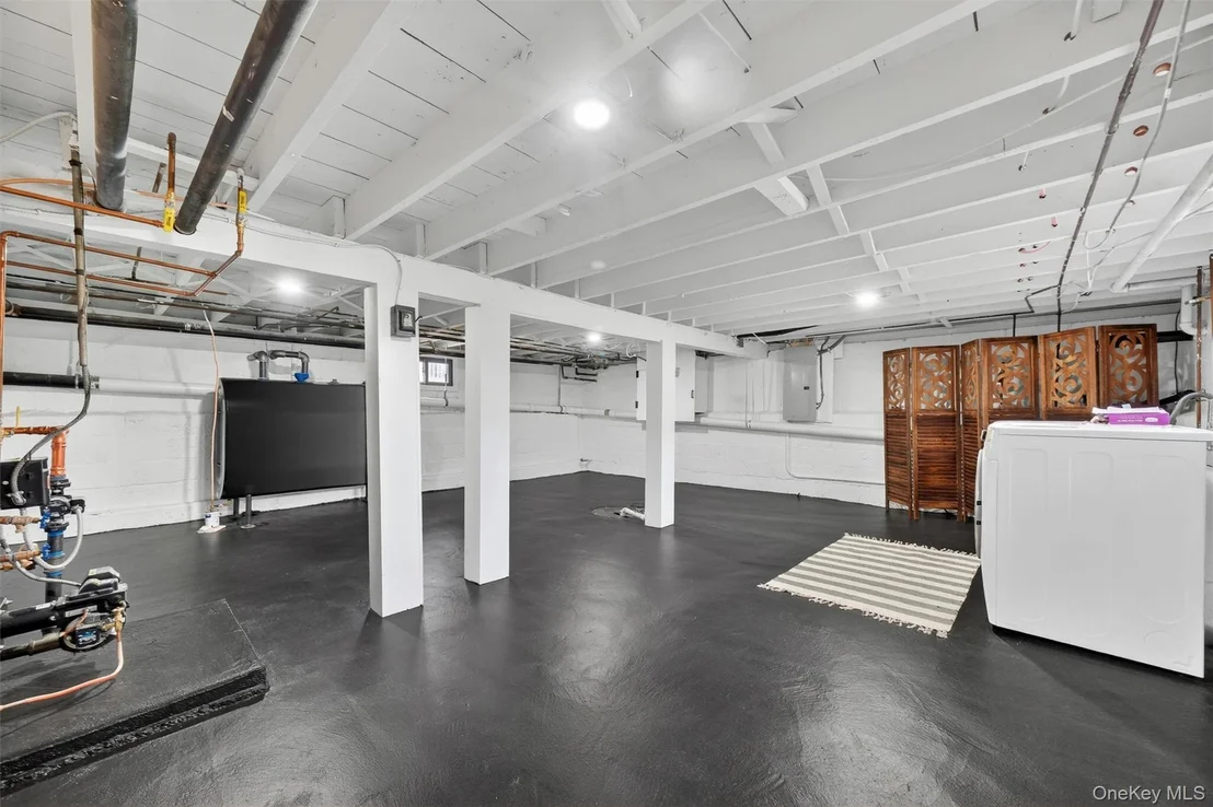 Photo of 32 Dutchess Terrace