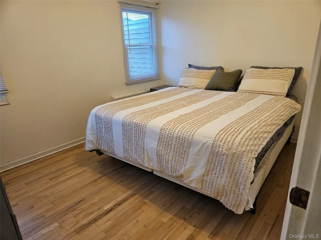 Photo of 132 Maple Avenue