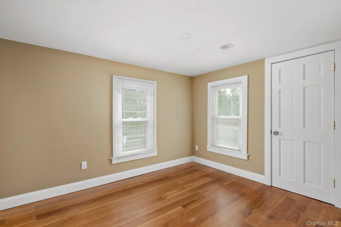 Photo of 234 Foxhurst Road