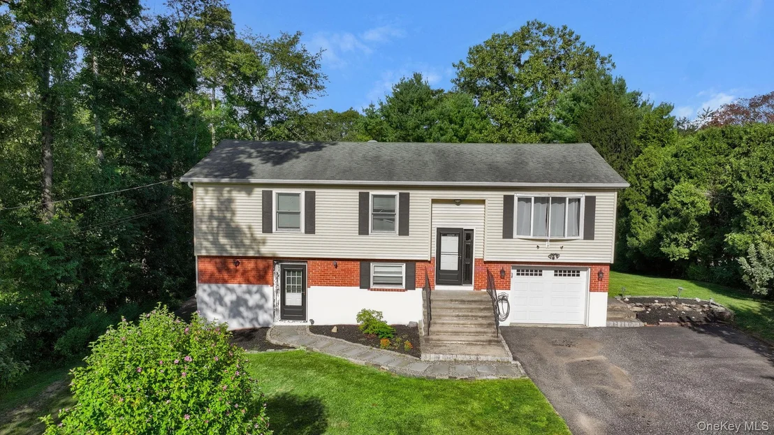 Photo of 128 Kentview Drive