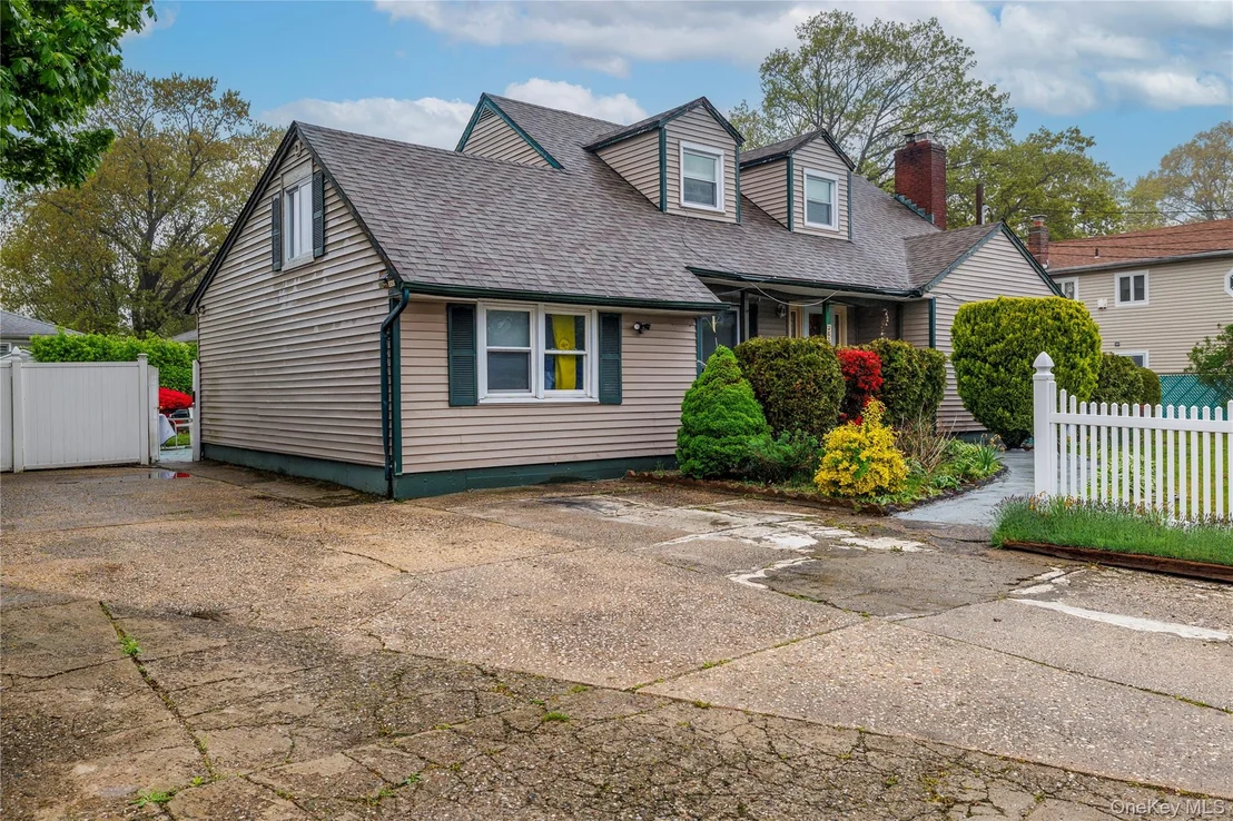 Photo of 265 Beachview Street