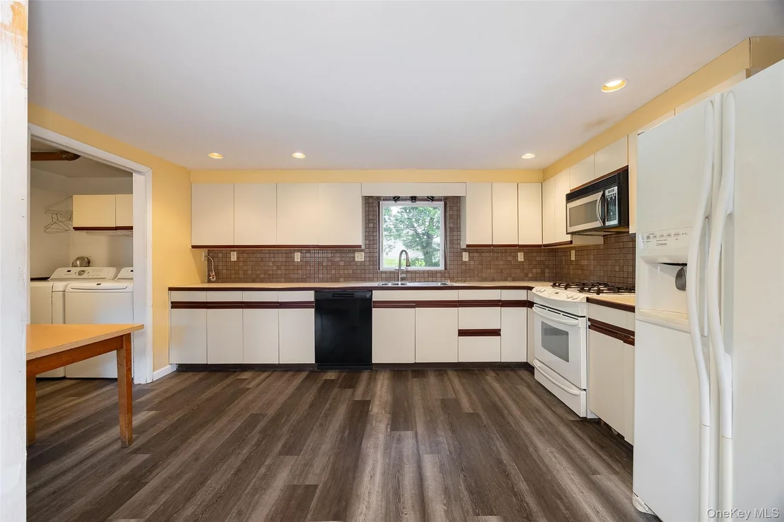 Photo of 19 Tor Road