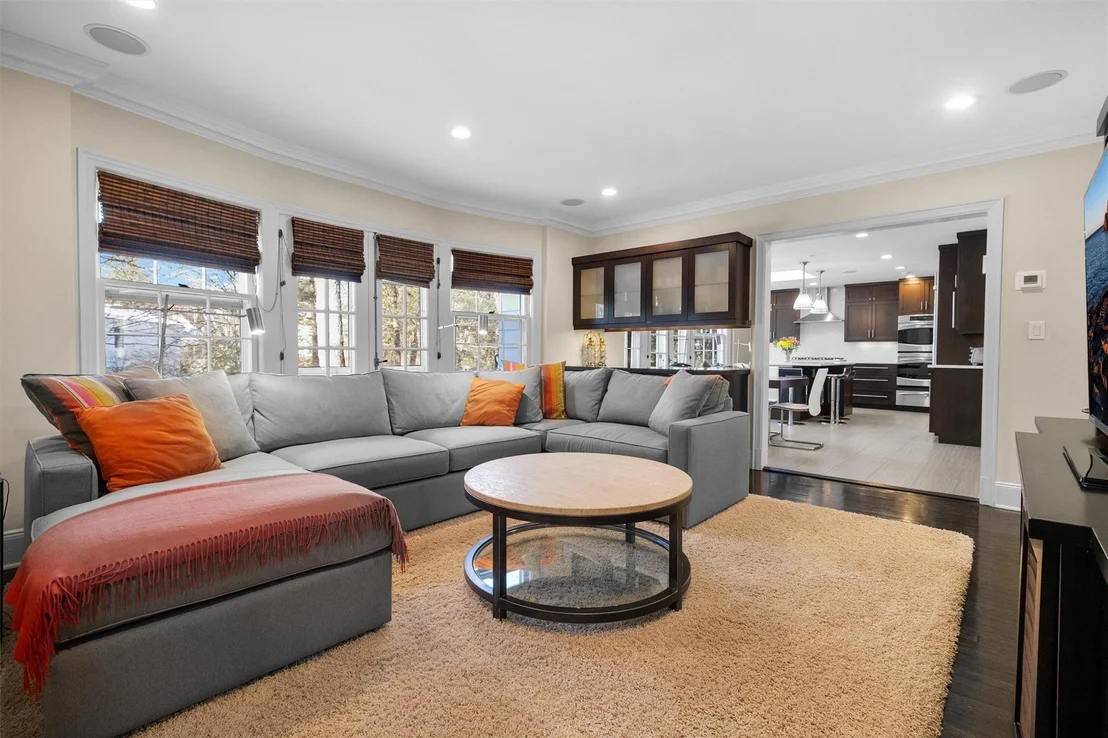Photo of 33 Cushman Road