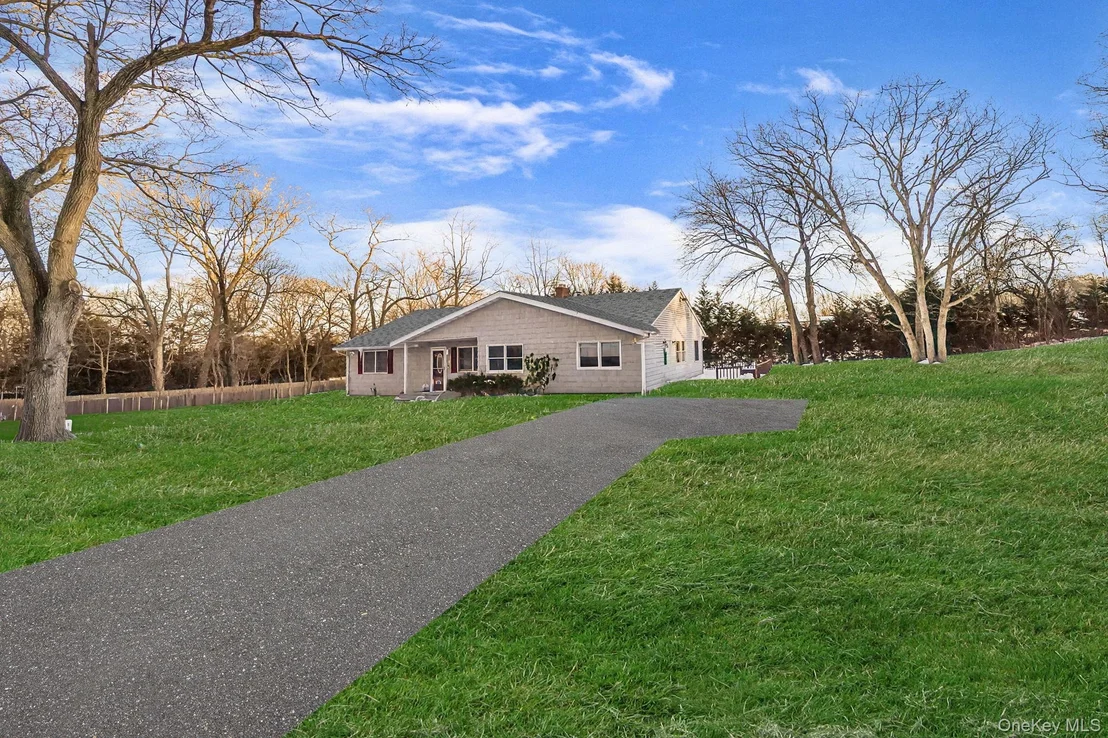 Photo of 2 Buchanan Avenue