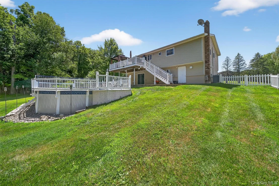 Photo of 95 Rolling Meadows Road