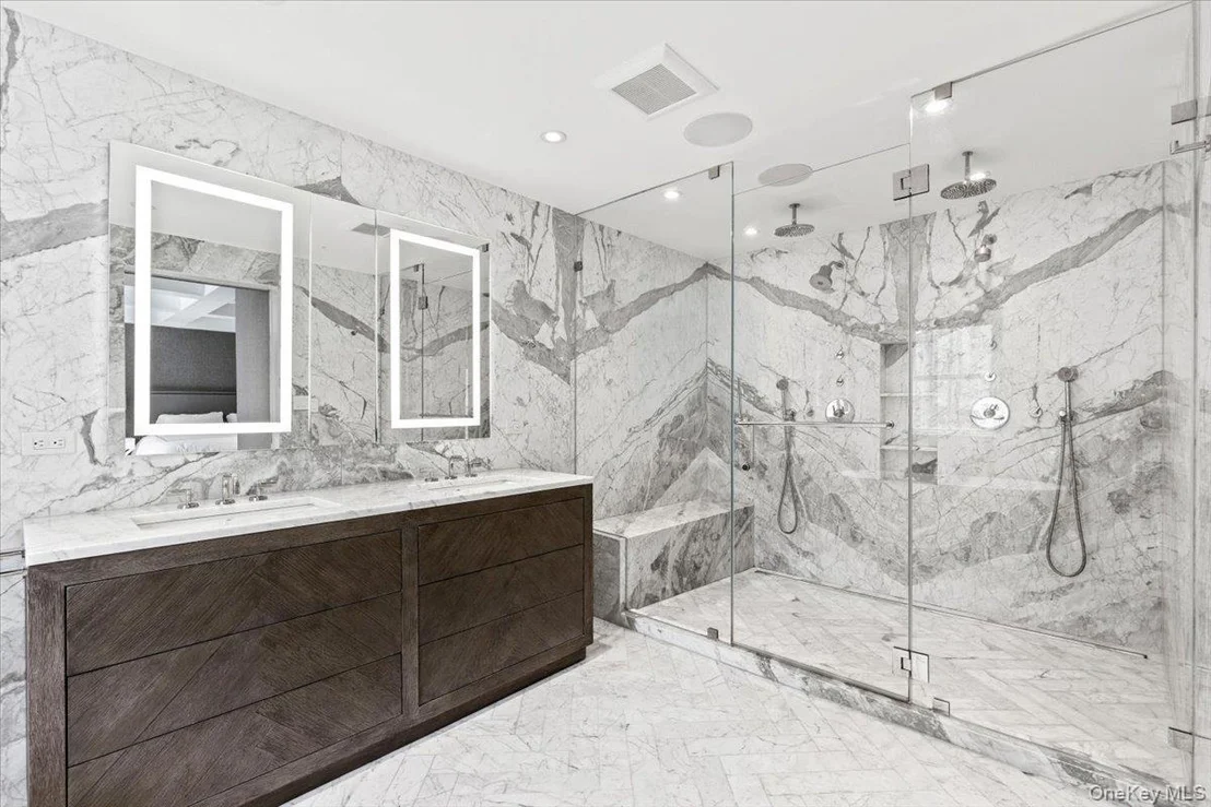Photo of 28 Winfield Avenue