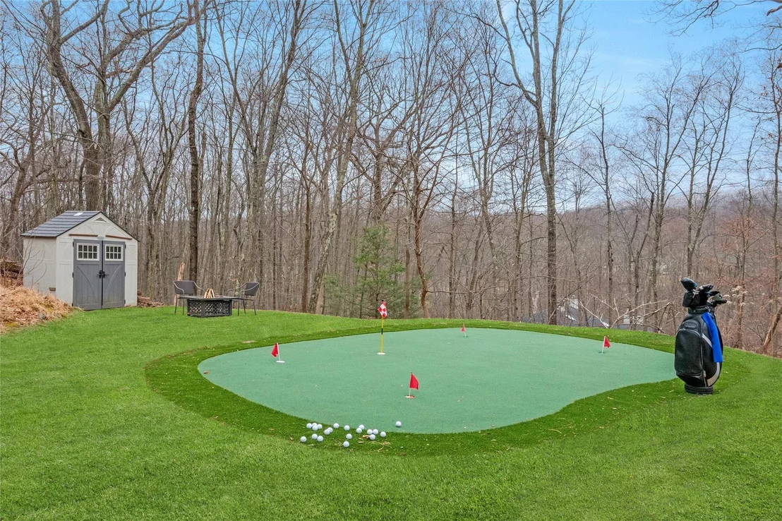 Photo of 19 Split Rock Road
