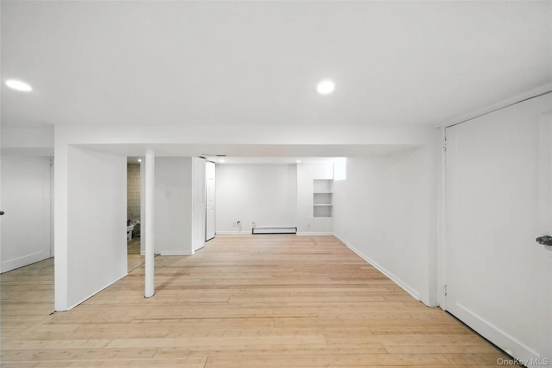 Photo of 5958 69th Place