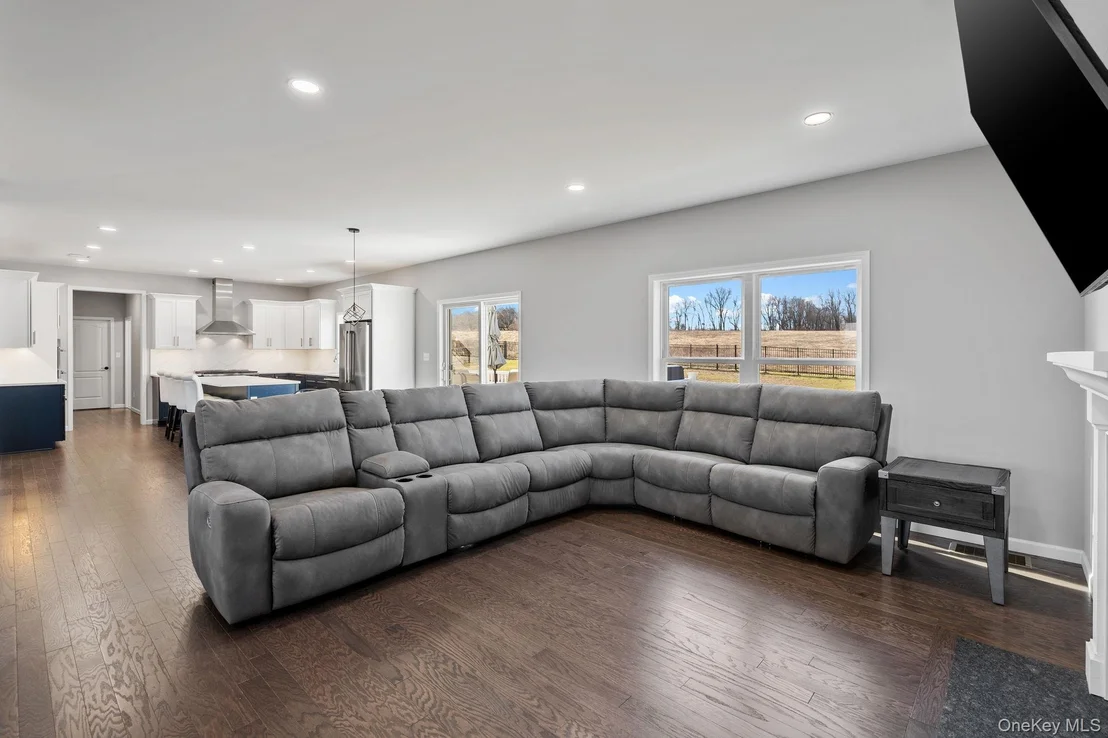 Photo of 10 Harrier Ridge Drive