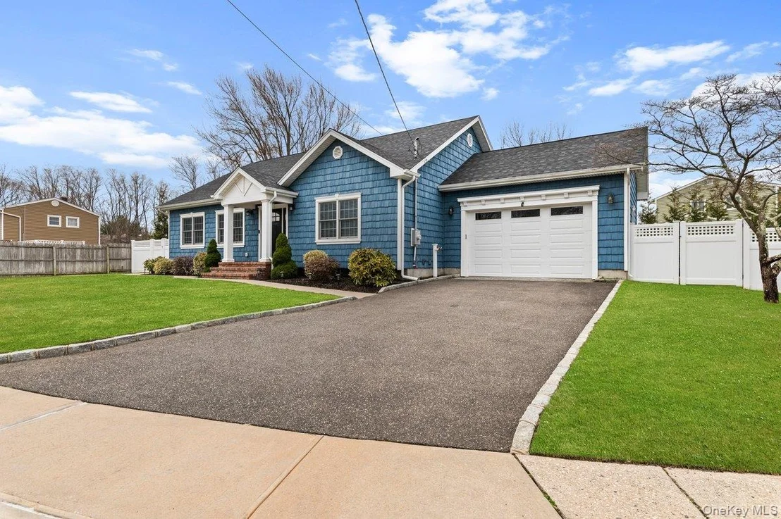 Photo of 66 Arch Drive