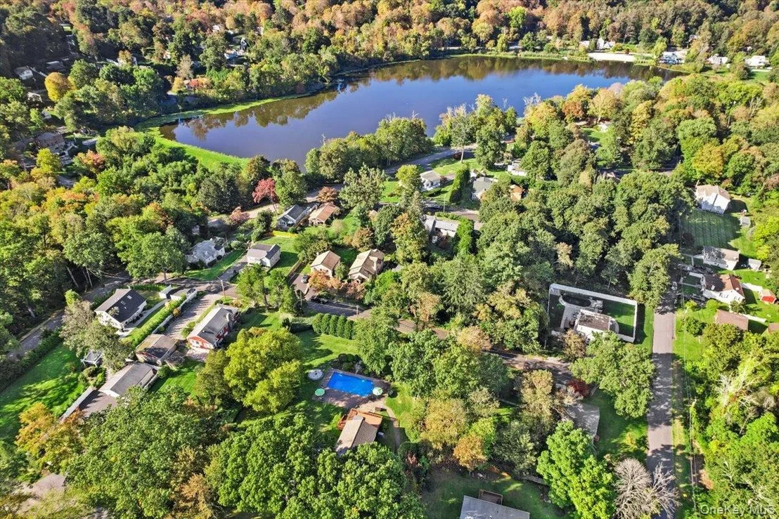 Photo of 8 Peach Road