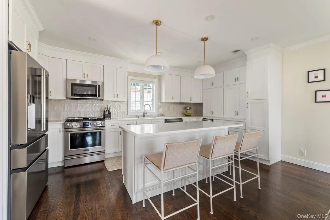 Photo of 80 Central Boulevard