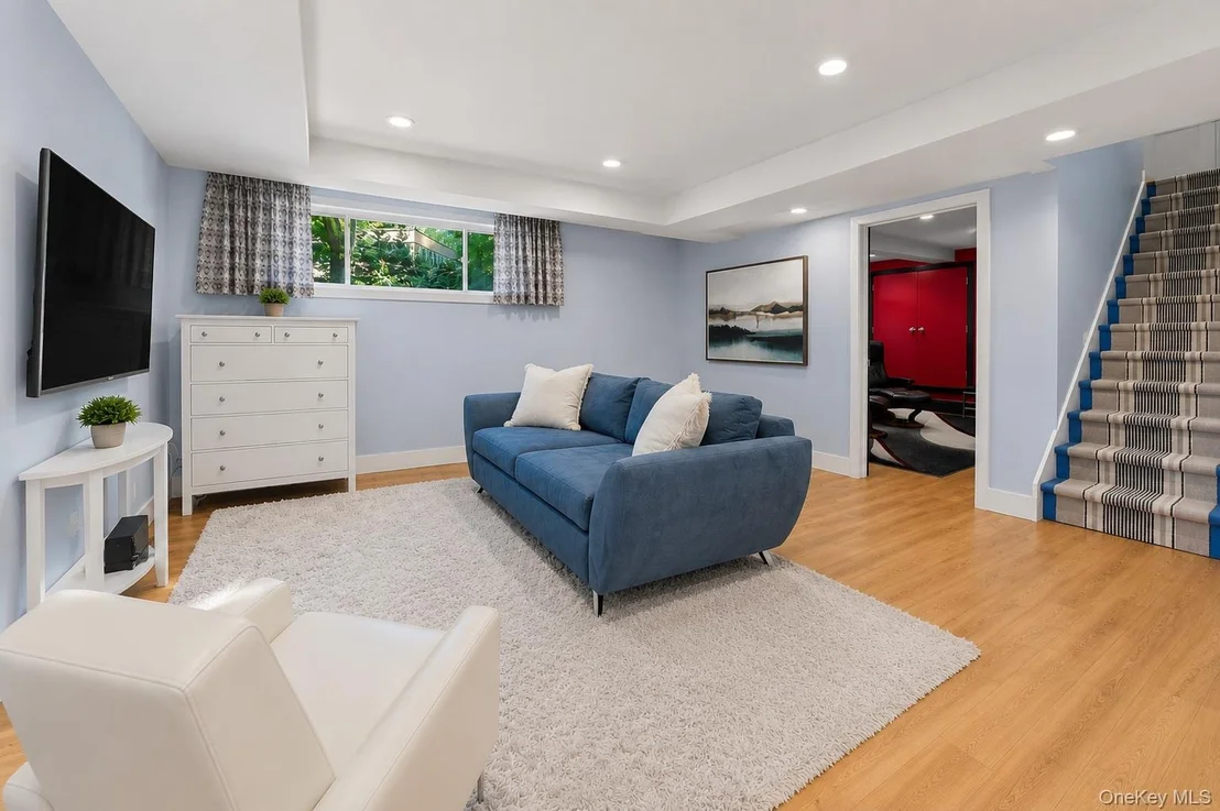 Photo of 57 Riverview Road