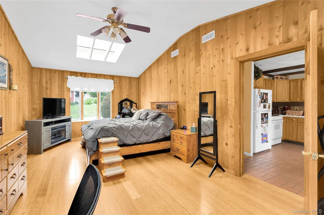 Photo of 44 Fairfax Road