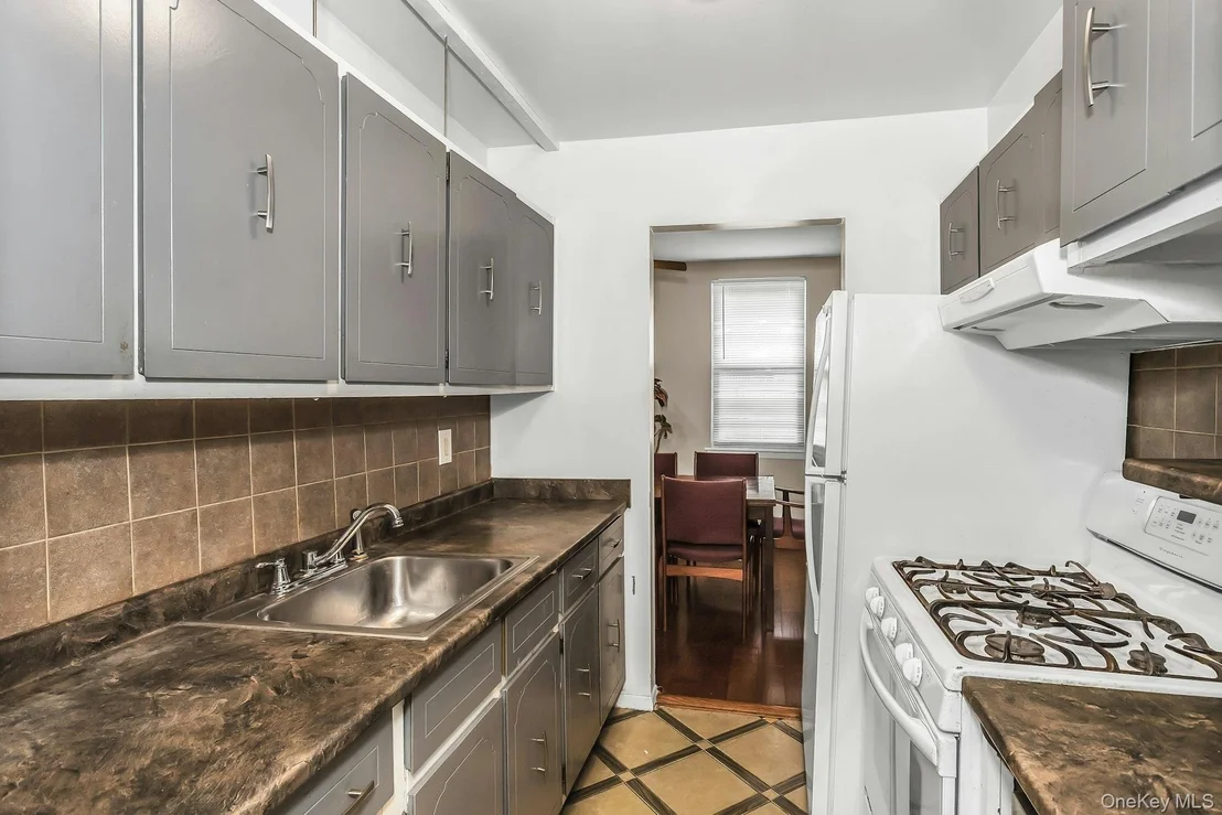Photo of Unit 17A at 596 Broadway