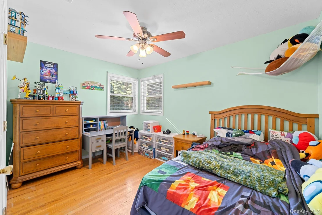 Photo of 30 44th Street