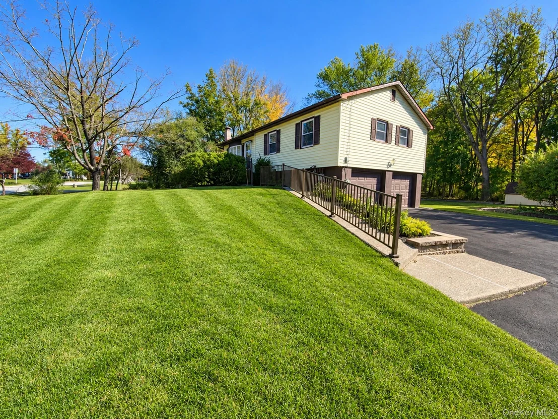 Photo of 30 Ryerson Road