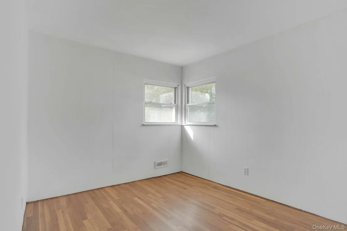Photo of 44 Delaware Avenue