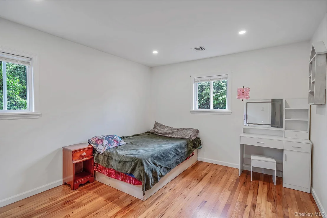 Photo of 48 Hillside Avenue
