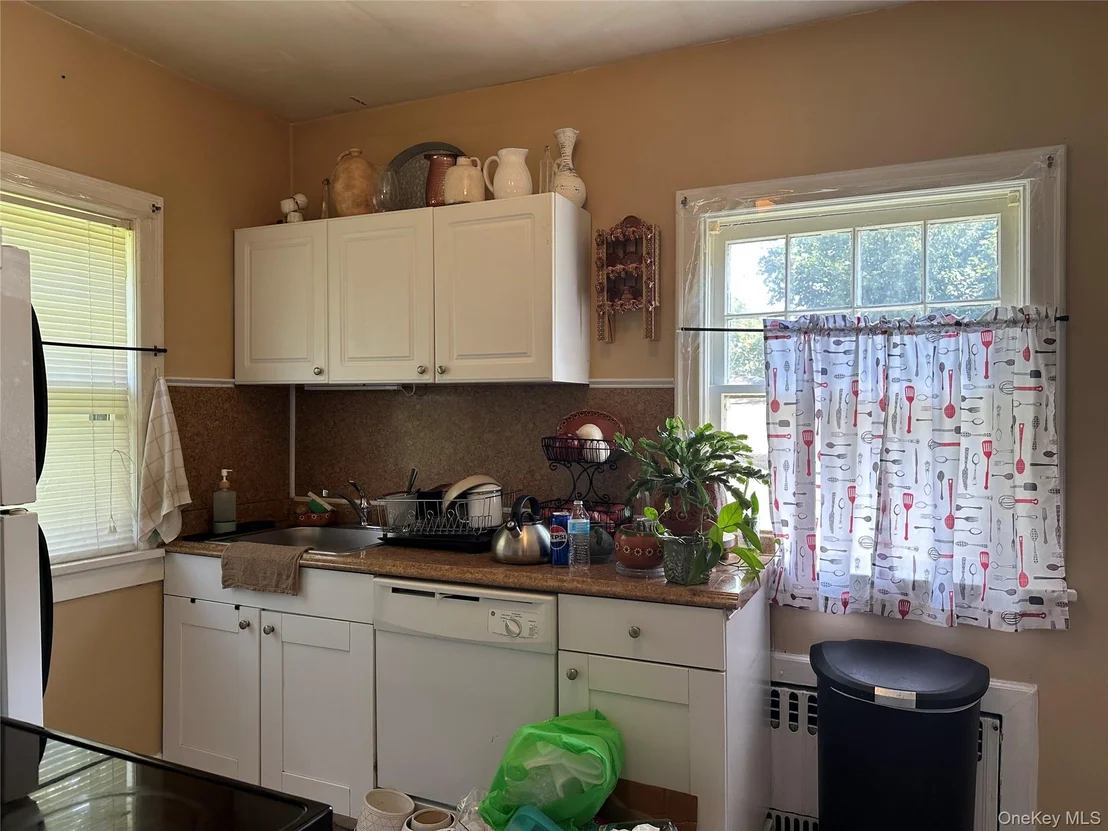 Photo of 237 Windsor Highway