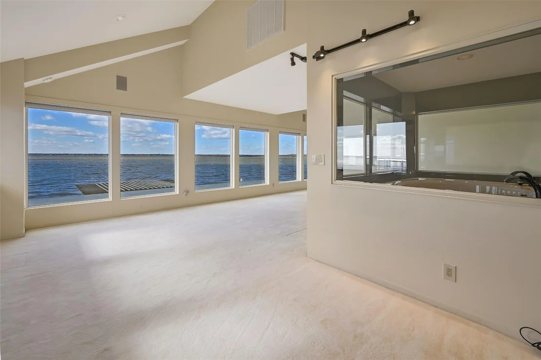 Photo of 48 Grandview Drive