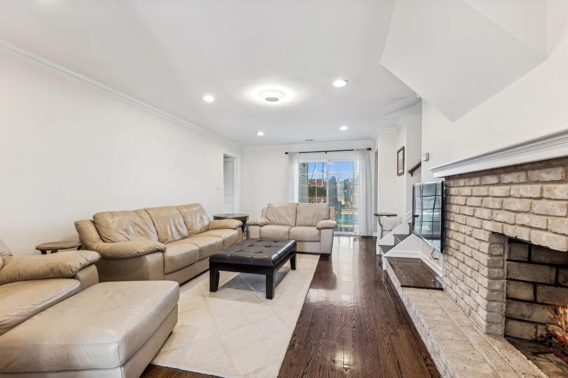 Photo of 2836 Bay Drive