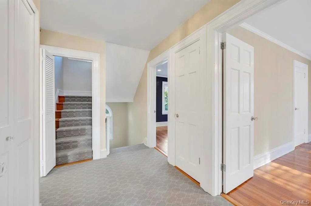 Photo of 9 Sycamore Drive