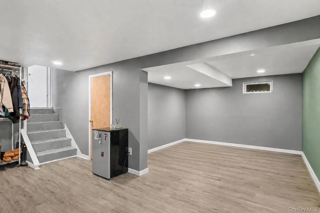 Photo of 24 Maplewood Boulevard