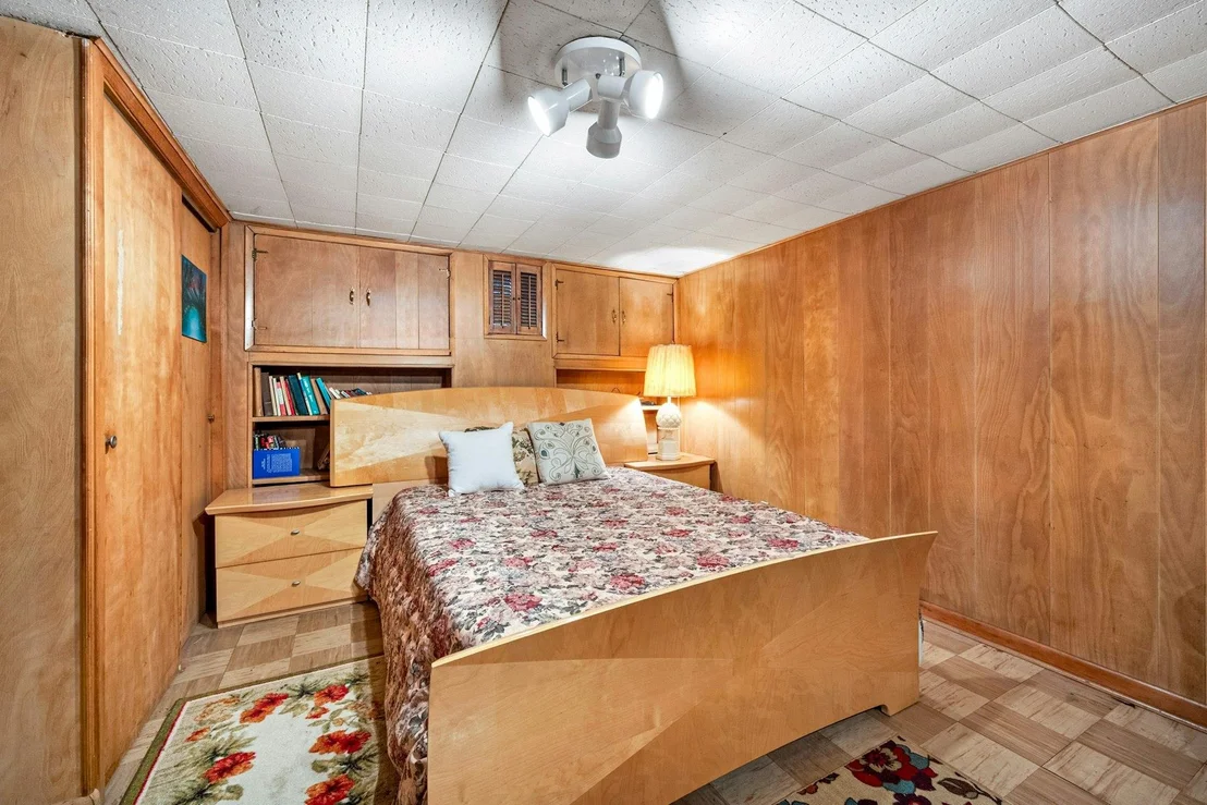 Photo of 413 Stellar Avenue