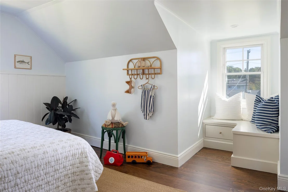 Photo of 605 Cedar Drive