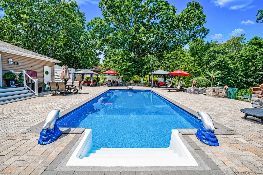 Photo of 5 Overlook Drive