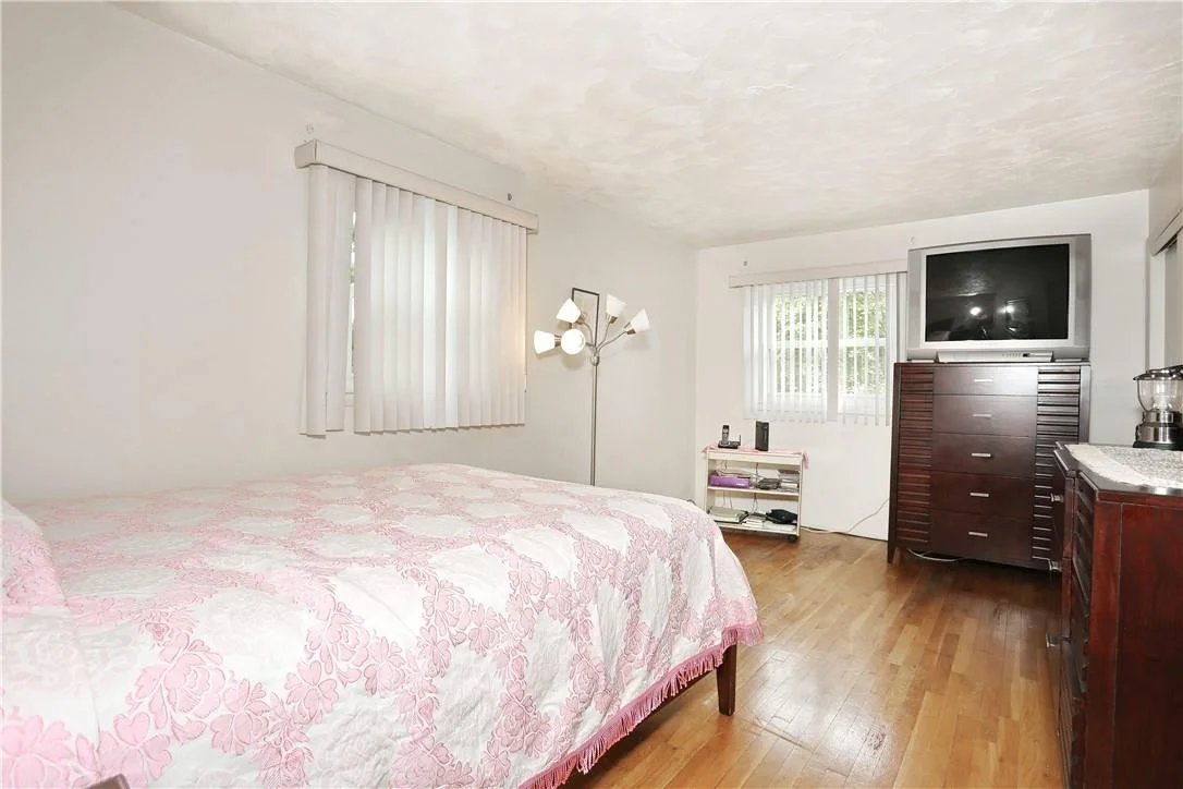 Photo of 142 Rock Hill Road