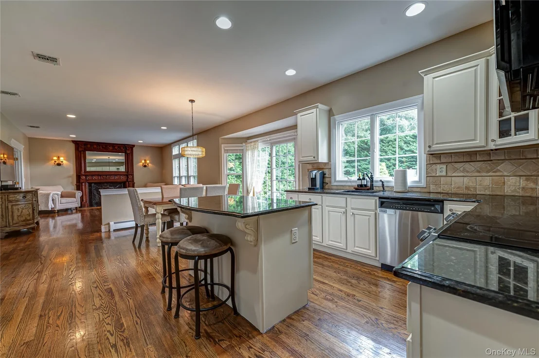 Photo of 61 Hillside Avenue